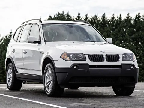 BMW X3 E83 запчасти б\у в Москве